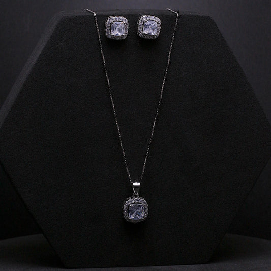 Silver Gina Pendant Set