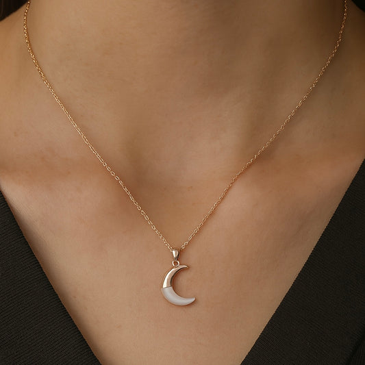 925 Sterling Silver Crescent Moon Necklace