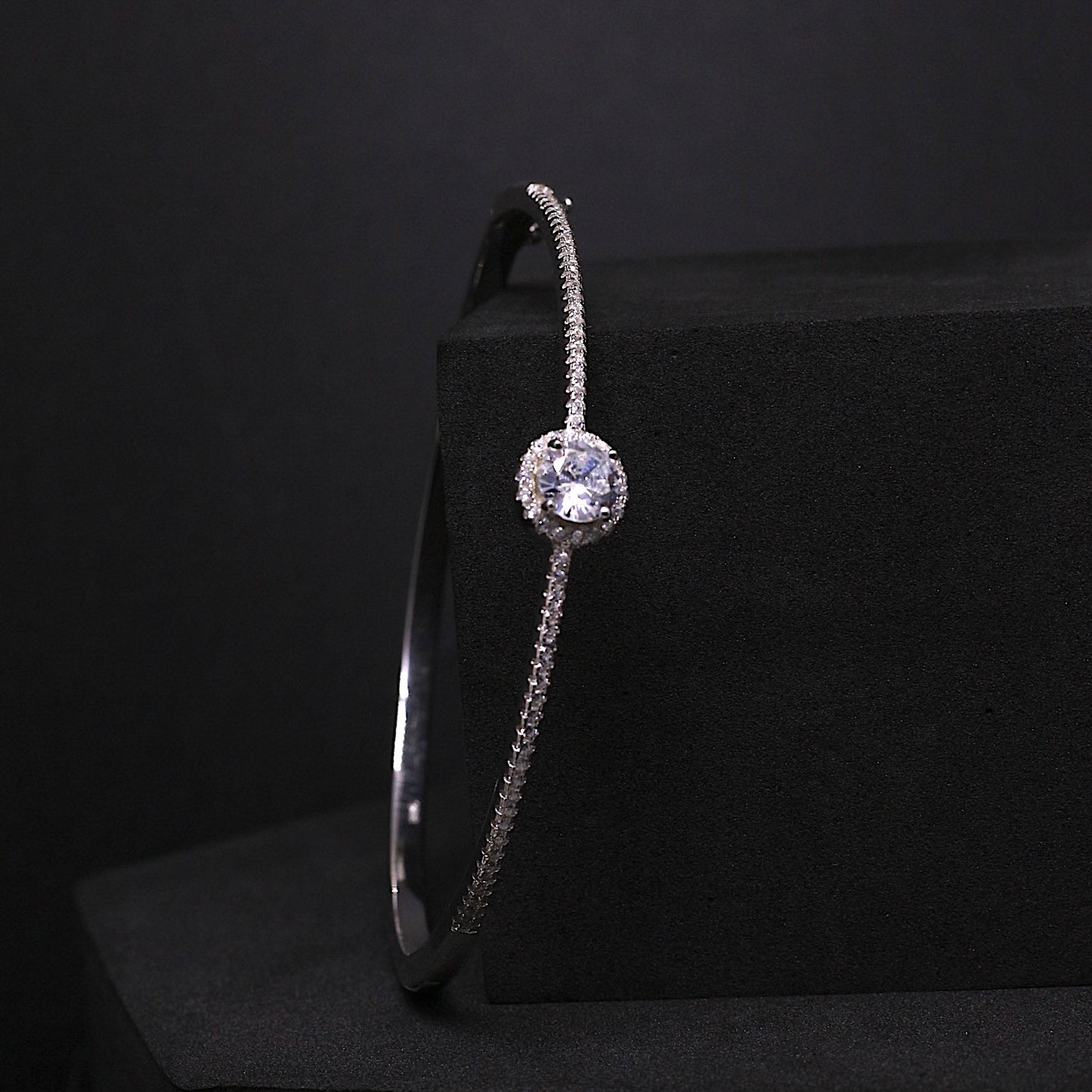 Silver Circle Kada Bracelet