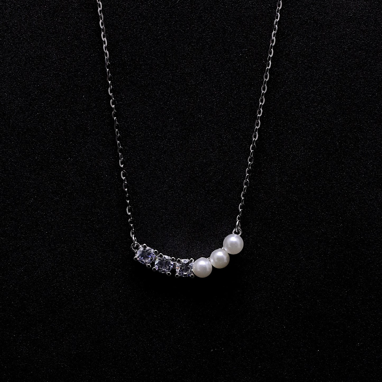 Maia Necklace