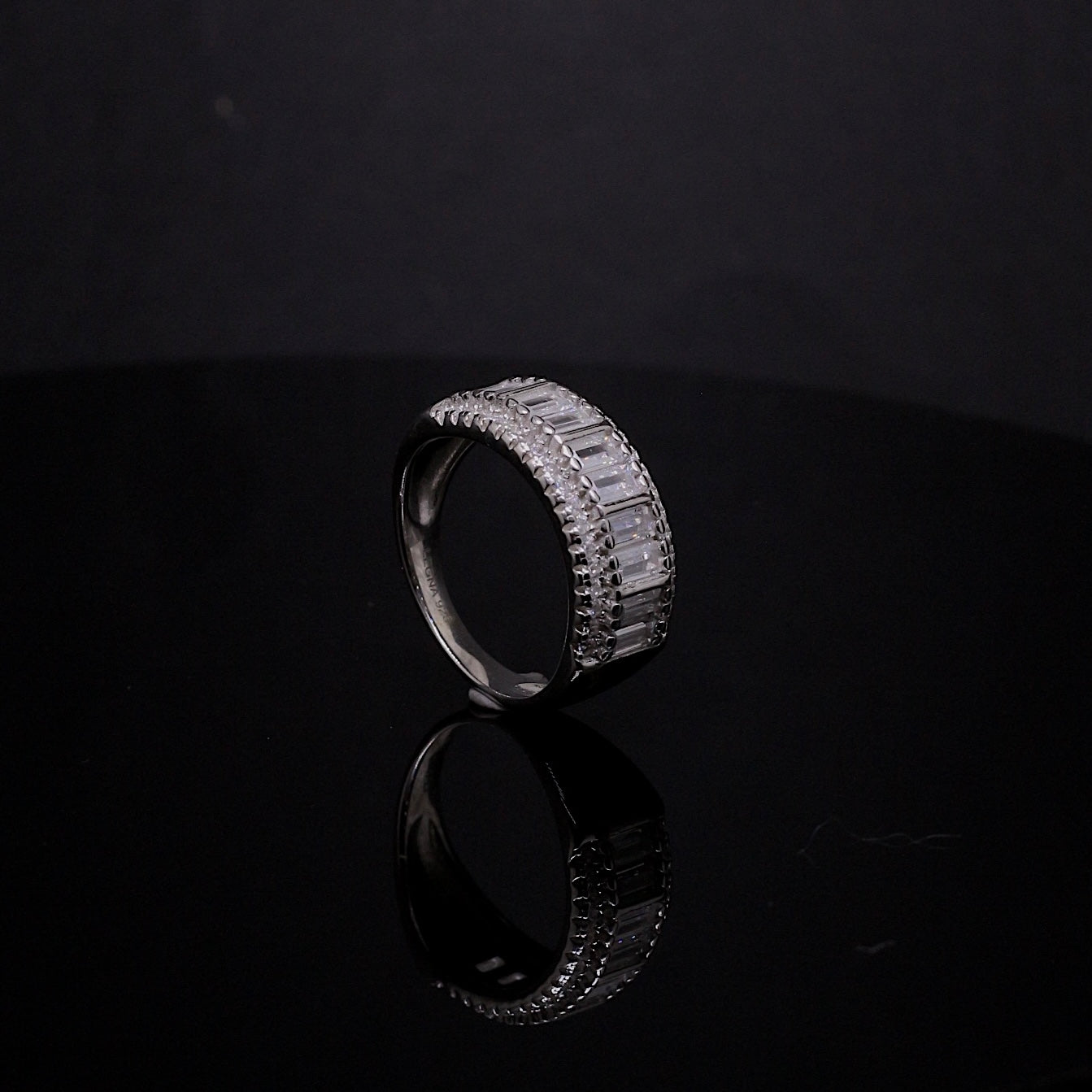 Silver Alice Ring